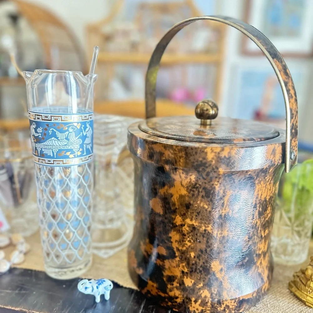 Vintage Mid-Century Modern (MCM) ice bucket